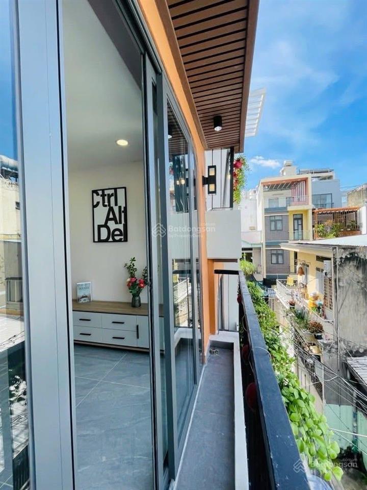 Bán gấp nhà trần quý, quận 11 giá 3,98tỷ ngang 5m x dài 12,8m. sổ sẵn sạch hỗ trợ sang tên 24/7