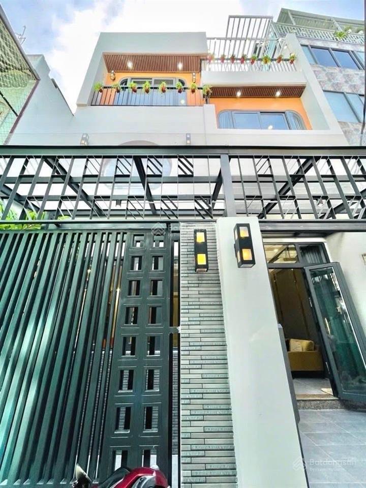 Bán gấp nhà trần quý, quận 11 giá 3,98tỷ ngang 5m x dài 12,8m. sổ sẵn sạch hỗ trợ sang tên 24/7