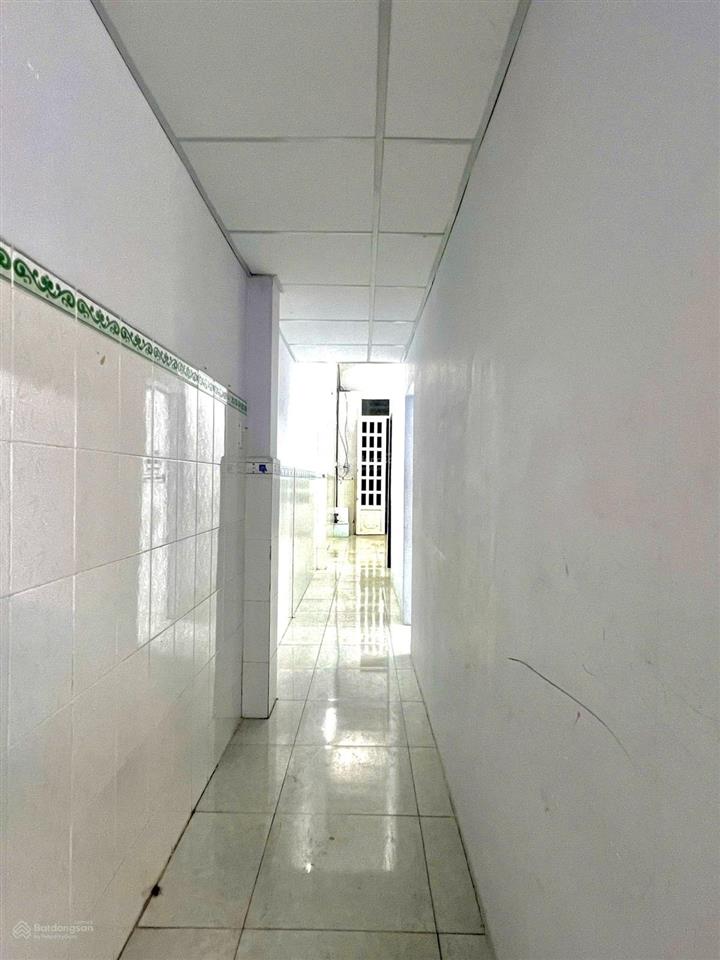 Hiếm mặt tiền trần thủ độ  quận tân phú  đường rộng 14m thông tứ phía  kd đỉnh