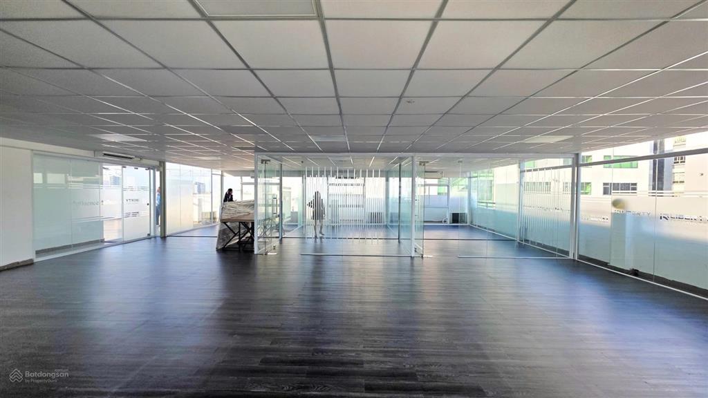 Cho thuê văn phòng 10$+3pql khu k300 gần sân bay tân bình 80150300m2 ( cắt sàn theo nhu cầu)