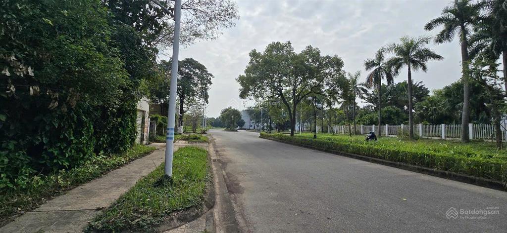 Bán biệt thự vip trục đường đẹp nhất dự án biệt thự quang minh  cdt long việt  mê linh  hn