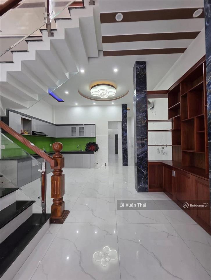 Bán gấp mt hàn hải nguyên p2 q11, 4 tầng, 4.2x16m, nở hậu. nhỉnh 14 tỷ  kinh doanh đỉnh