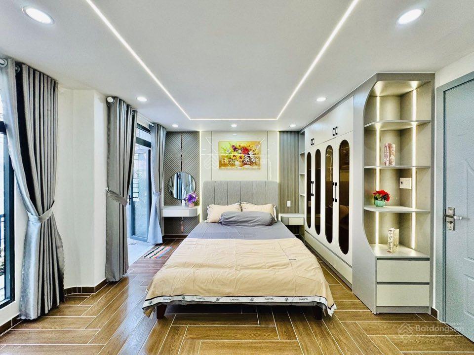 Chính chủ cấn bán gấp ra căn đẹp nguyễn văn thủ, p đa kao, q1, 75.5m2,giá 4ty330, sổ hồng riêng