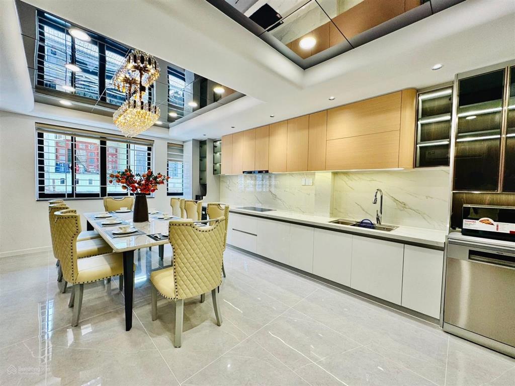 Chính chủ cần bán ngộp gấp ra căn trương quyền, p. võ thị sáu, q3, 96m2,giá 5 tỷ 230, sổ hồng riêng