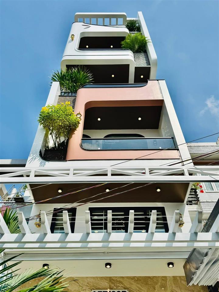 Chính chủ cần bán ngộp gấp ra căn trương quyền, p. võ thị sáu, q3, 96m2,giá 5 tỷ 230, sổ hồng riêng