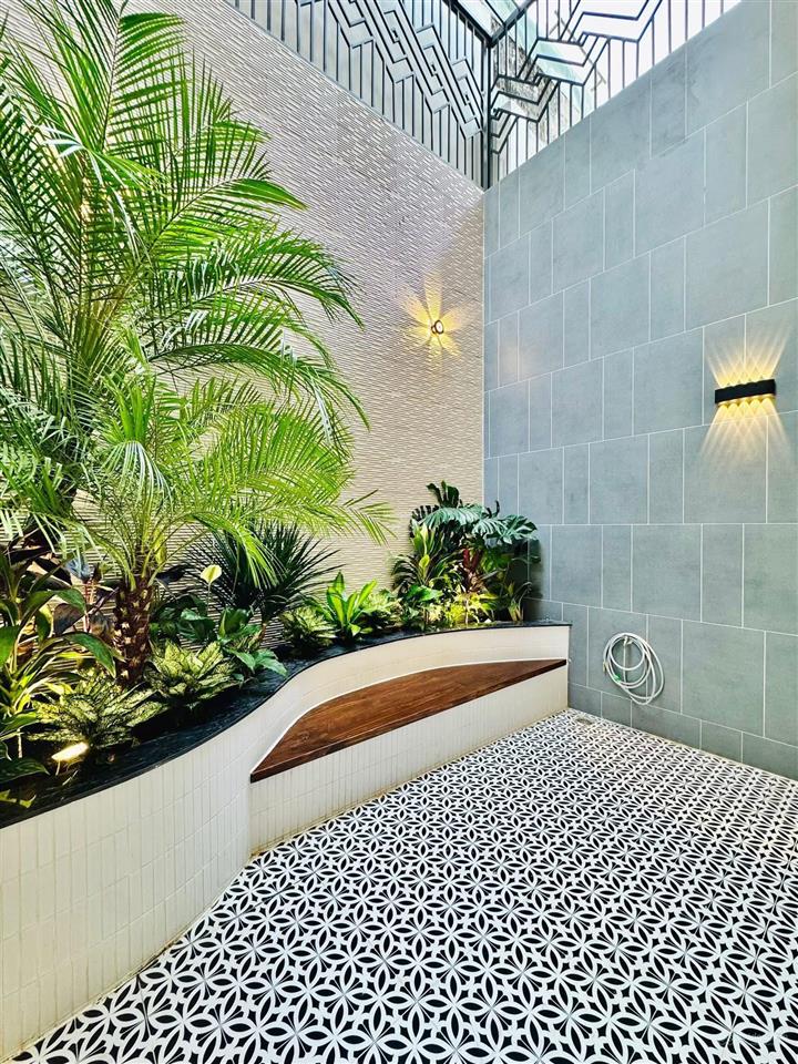 Chính chủ cần bán ngộp gấp ra căn trương quyền, p. võ thị sáu, q3, 96m2,giá 5 tỷ 230, sổ hồng riêng