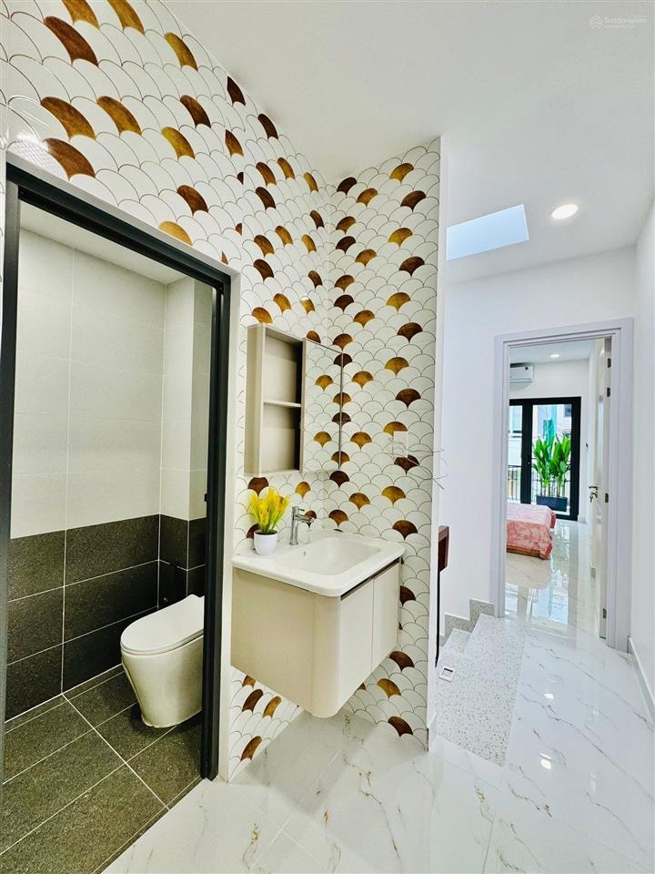 Bán gấp ngộp căn chính chủ nơ trang long p7 bình thạnh, 42m2, sổ hồng riêng