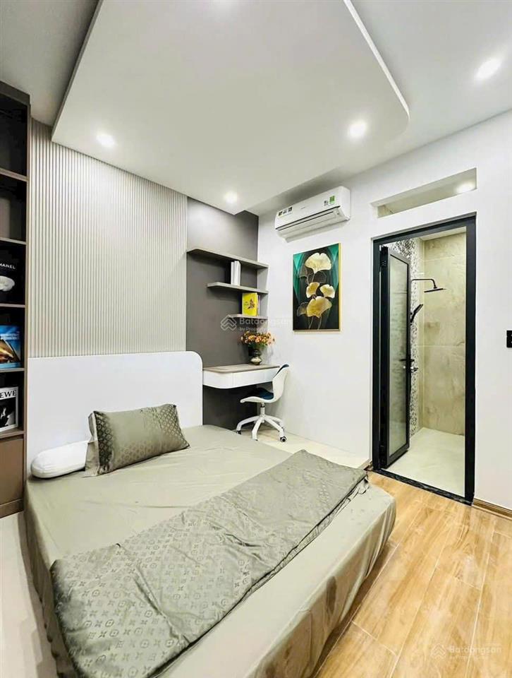 Chính chủ cần bán gấp ra căn chính chủ trần phú, p7, q5, 78m2,giá 4 ty650, sổ hồng riêng