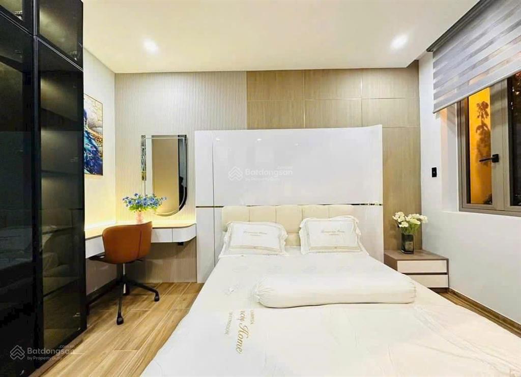 Chính chủ cần bán gấp ra căn chính chủ trần phú, p7, q5, 78m2,giá 4 ty650, sổ hồng riêng