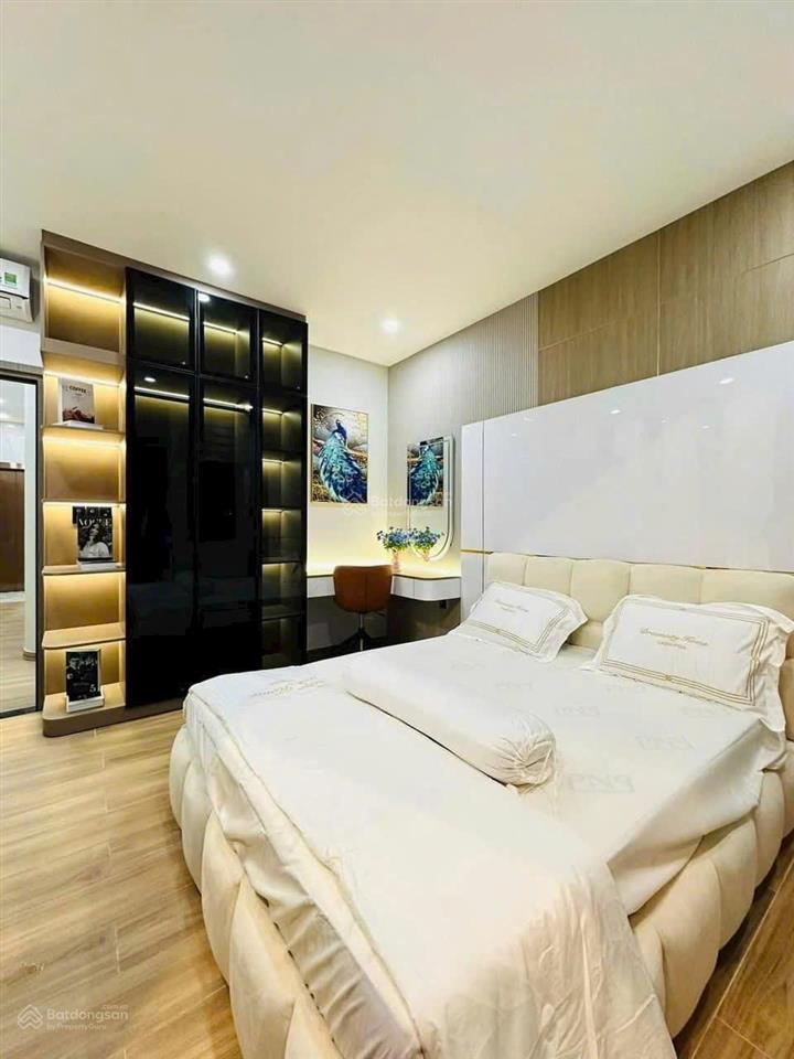 Chính chủ cần bán gấp ra căn chính chủ trần phú, p7, q5, 78m2,giá 4 ty650, sổ hồng riêng