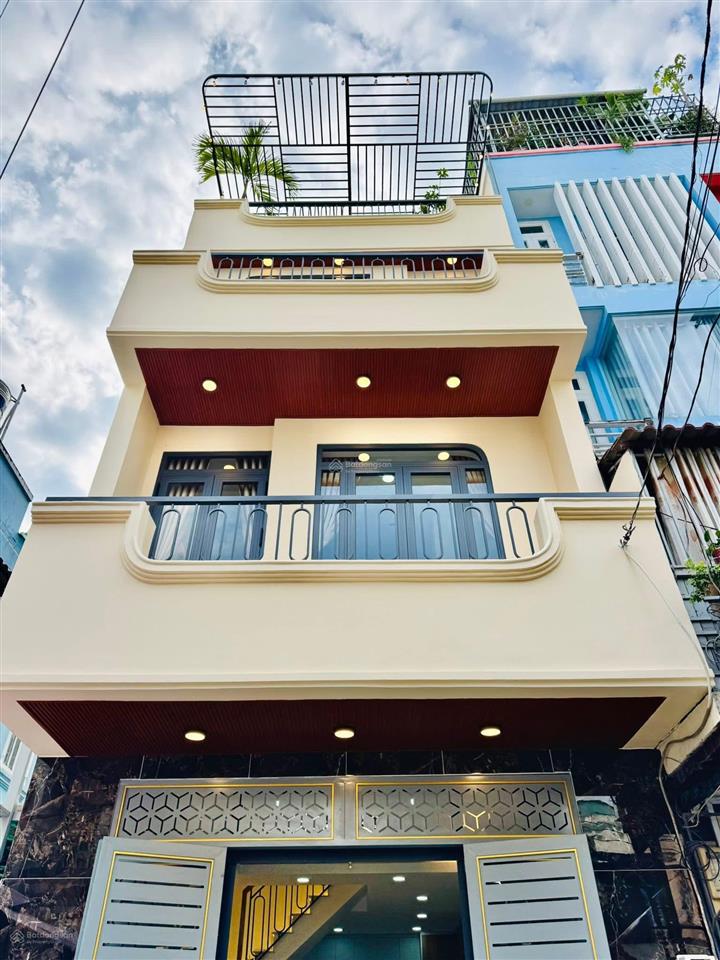 Chính chủ cần bán gấp ra căn lý văn phức, p. tân định q1, 62m2,giá 3ty230, sổ hồng riêng