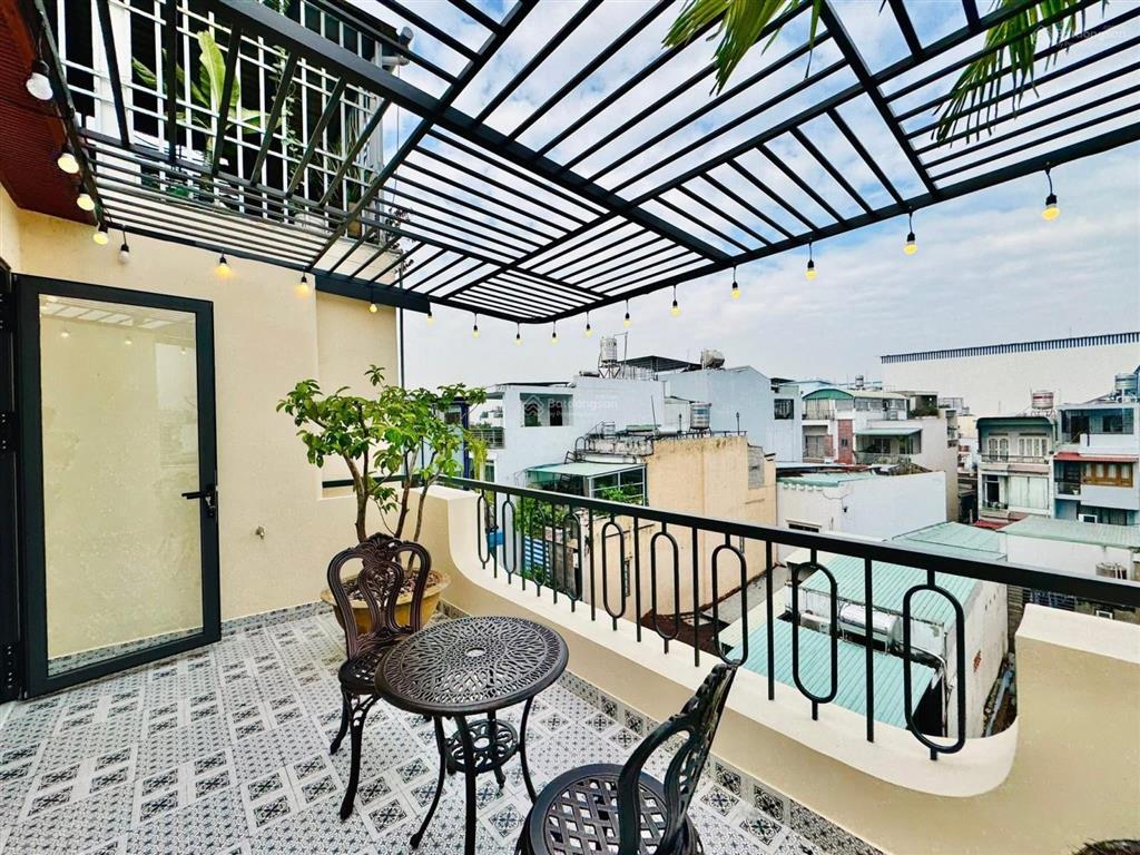 Chính chủ cần bán gấp ra căn lý văn phức, p. tân định q1, 62m2,giá 3ty230, sổ hồng riêng