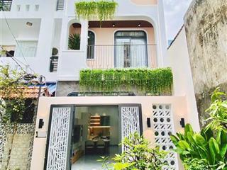 Bán siêu phẩm mới xây 4 tầng hẻm xe hơi full nội thất, gần emart phan huy ích. giá chỉ 5tỷ97