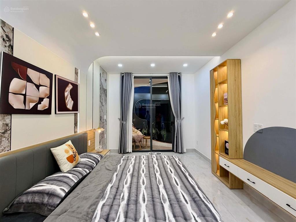 Mt xe tải tránh ngay phạm văn đồng, gv  nhà mới xây 6 tầng full nt  60m2  giảm sâu chỉ 9.1 tỷ tl