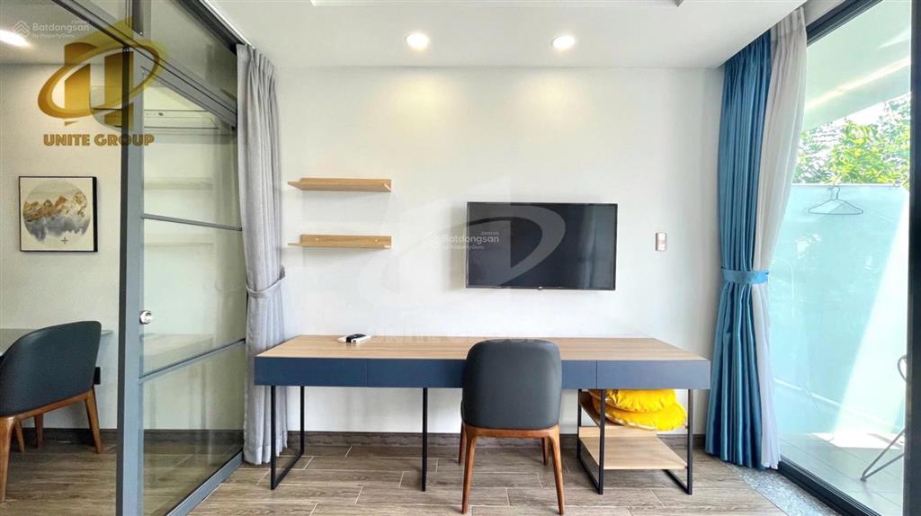 Cho thuê chdv mini fnt cao cấp mg riêng bancon to gần đh tdt  rmit  lotte dễ đi q4 q1 q5