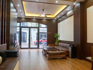 Bán liền kề harbor bay hạ long. đã hoàn thiện full nội thất. công năng 6 ngủ vuông vắn, giá 10.x tỷ