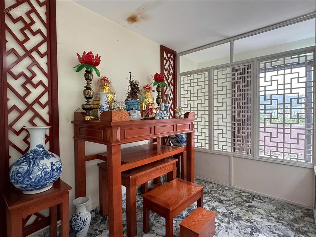 Hơn 10 tỷ cho căn shophouse the little mặt bờ hồ dt 78m2 full nội thất, vài bước tới biển