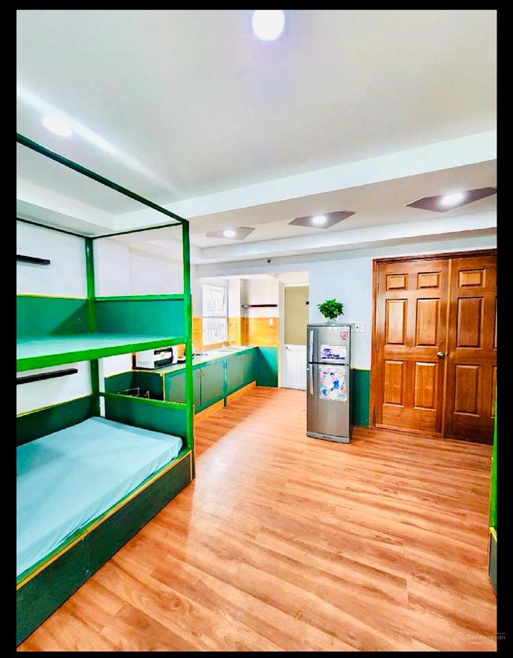 Lô góc ngang 4.7x12 5 tầng. thu nhập ổn định 40tr/th. vị trí lê đại hành f13 q11.