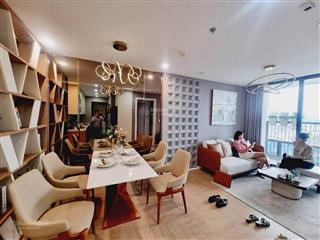 Chung cư mới kong full nội thất xịn sò khách mua chỉ việc xách vali về ở