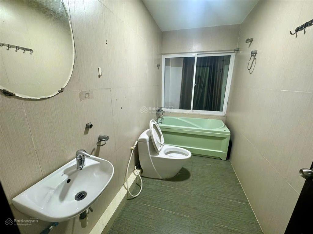 Phòng cho thuê ban công lầu 1, 40m kdc trung sơn  ban công rộng  full nội thất  5,7 triệu/tháng