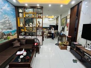 Bán nhà đỗ đức dục 50m 5 tầng đẹp ngõ rộng kinh doanh ô tô đỗ cửa chỉ 9.45 tỷ