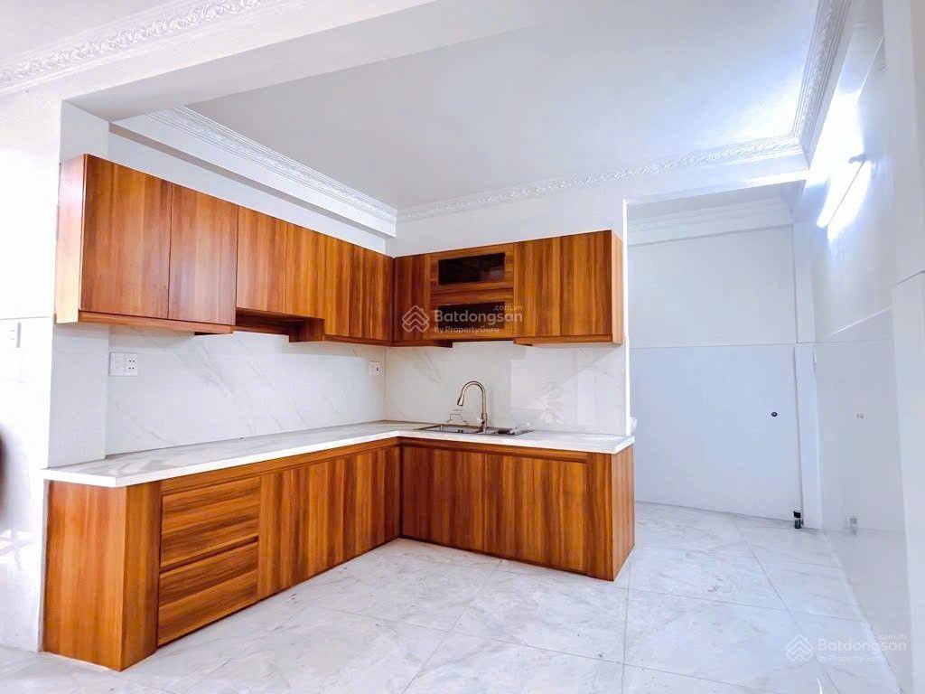 Nhà 60m2x4tầng mt đường tô ký 16m ngay cv phần mềm quang trung sát gò vấp 6tỷ79