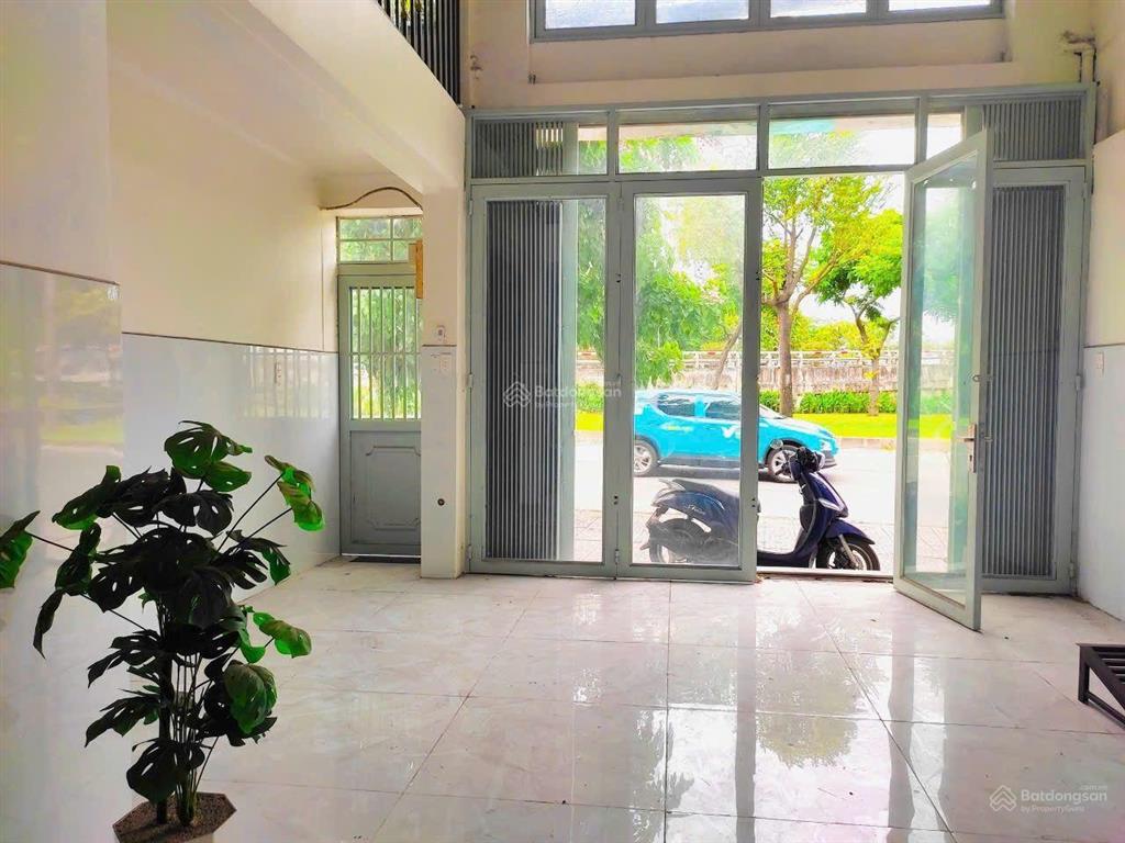 Nhà 60m2x4tầng mt đường tô ký 16m ngay cv phần mềm quang trung sát gò vấp 6tỷ79