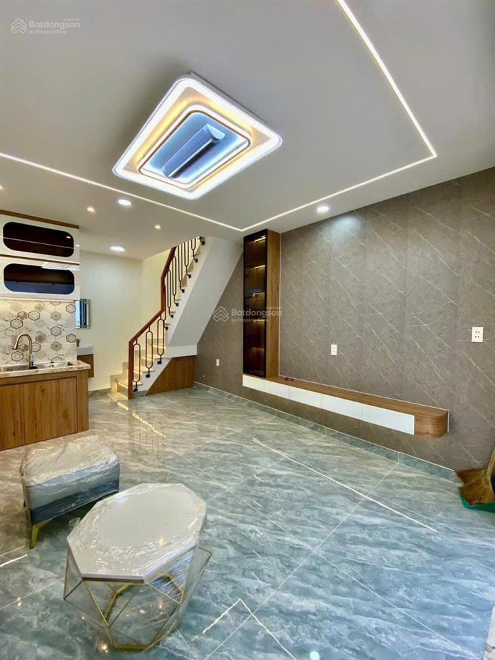 Bán nhà nhỏ đẹp lung linh phường tân sơn nhì, tân phúdt 23m2/ 3ty6,shr, 2pn, đúc kiên cố