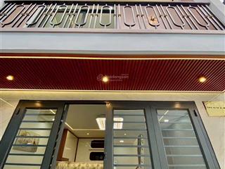 Bán nhà nhỏ đẹp lung linh phường tân sơn nhì, tân phúdt 23m2/ 3ty6,shr, 2pn, đúc kiên cố