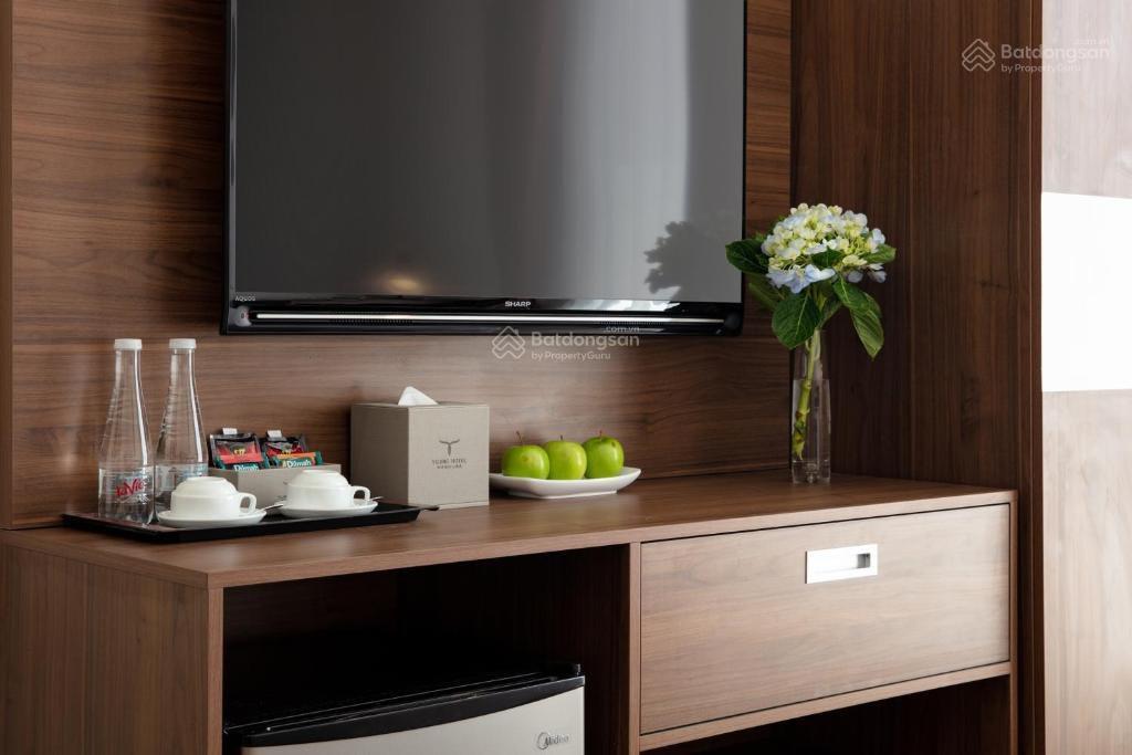 Bán ks 8 t hiện đại, chỉ 2 nhà ra mặt phố kim mã, dòng tiền 400 tr/tháng, mặt tiền 9m, nở hậu, gpxd