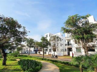 Cần bán đất quận 9 đường nguyễn duy trinh 40m  sát vinhome  giá 30tr/m2shr