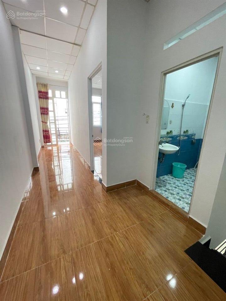 Bán nhà 2 tầng dọn vào ở ngay 65m2  đường ô tô thông  gần phố ẩm thực  nguyễn sơn  tt tân phú