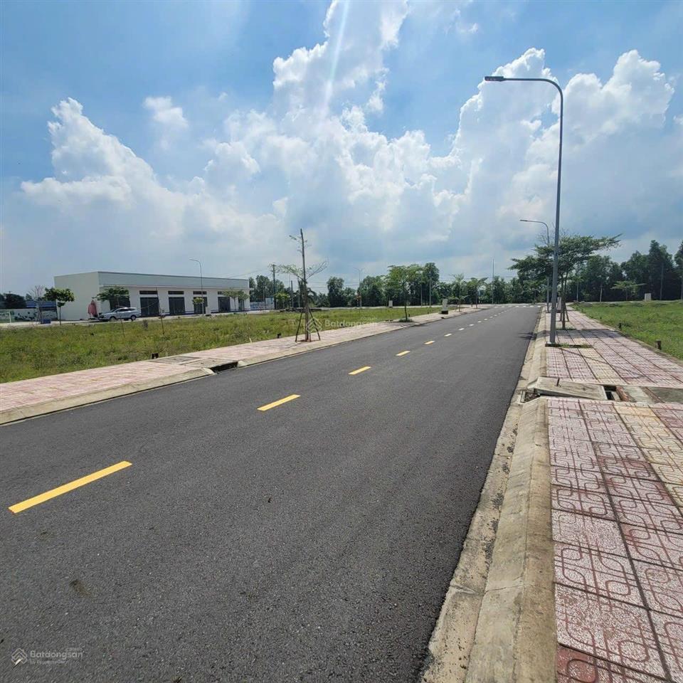 Bán gấp đất nền tại nguyễn hữu trí, tân bửu, bến lức, 3,3 tỷ, 90 m2