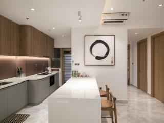 Bán căn góc, tầng cao, view sông, ô xe hầm, nội thất mới đẹp tại midtown, 135m2