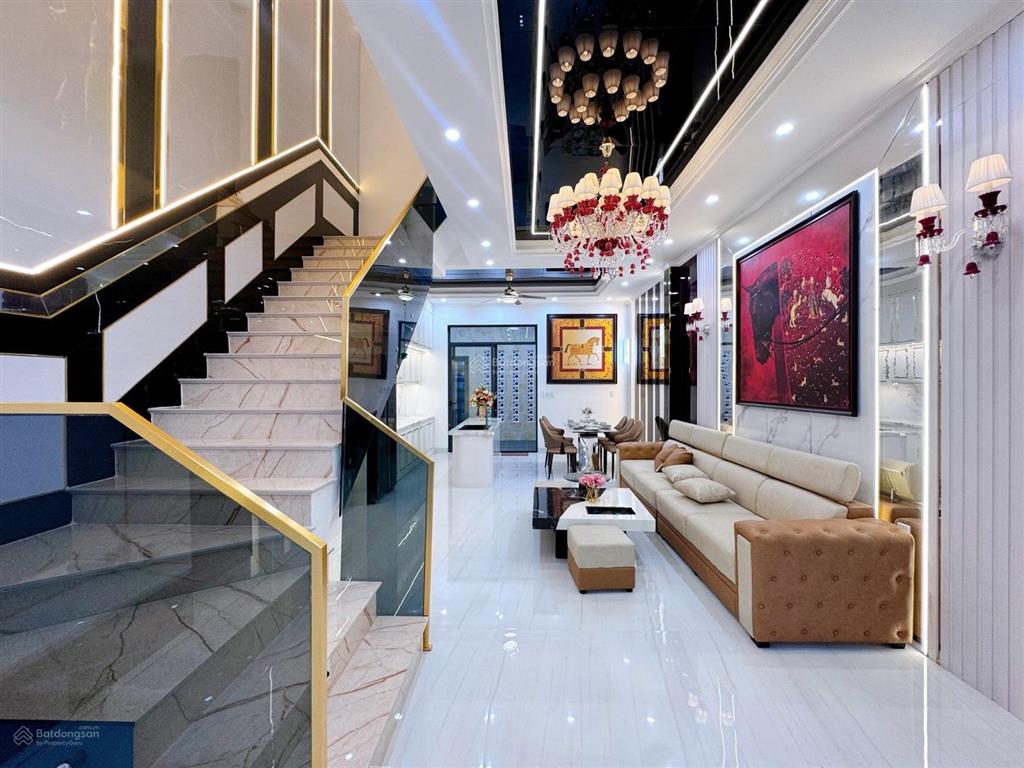 Bán nhà quận 7 lotte him lam nguyễn thị thập 80m2 thổ ngang 6x15m nhà 3 tầng 4 phòng chỉ 8 tỷ nhỉnh