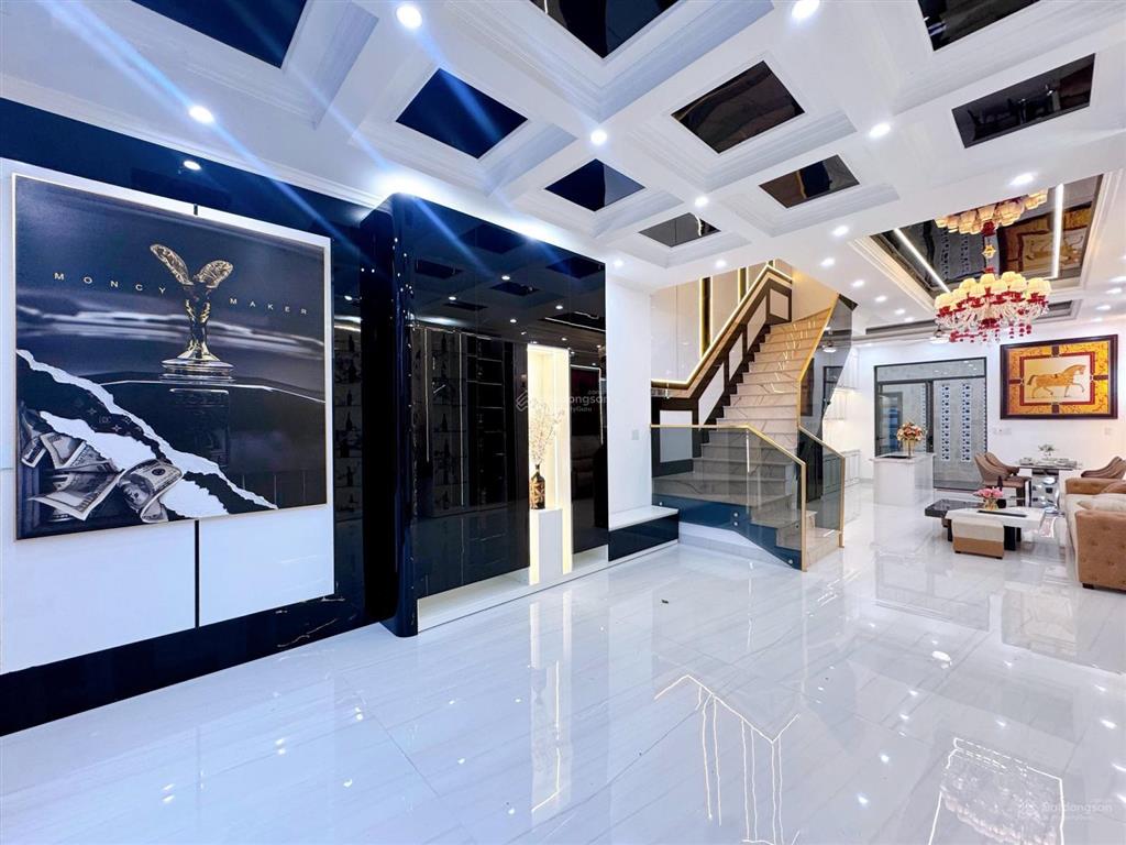 Bán nhà quận 7 lotte him lam nguyễn thị thập 80m2 thổ ngang 6x15m nhà 3 tầng 4 phòng chỉ 8 tỷ nhỉnh