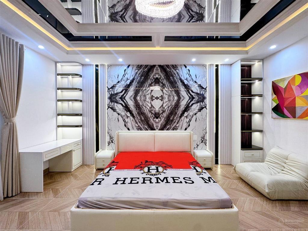 Bán nhà quận 7 lotte him lam nguyễn thị thập 80m2 thổ ngang 6x15m nhà 3 tầng 4 phòng chỉ 8 tỷ nhỉnh