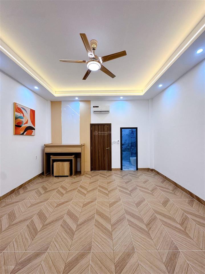 Bán nhà quận 7 lotte him lam nguyễn thị thập 80m2 thổ ngang 6x15m nhà 3 tầng 4 phòng chỉ 8 tỷ nhỉnh