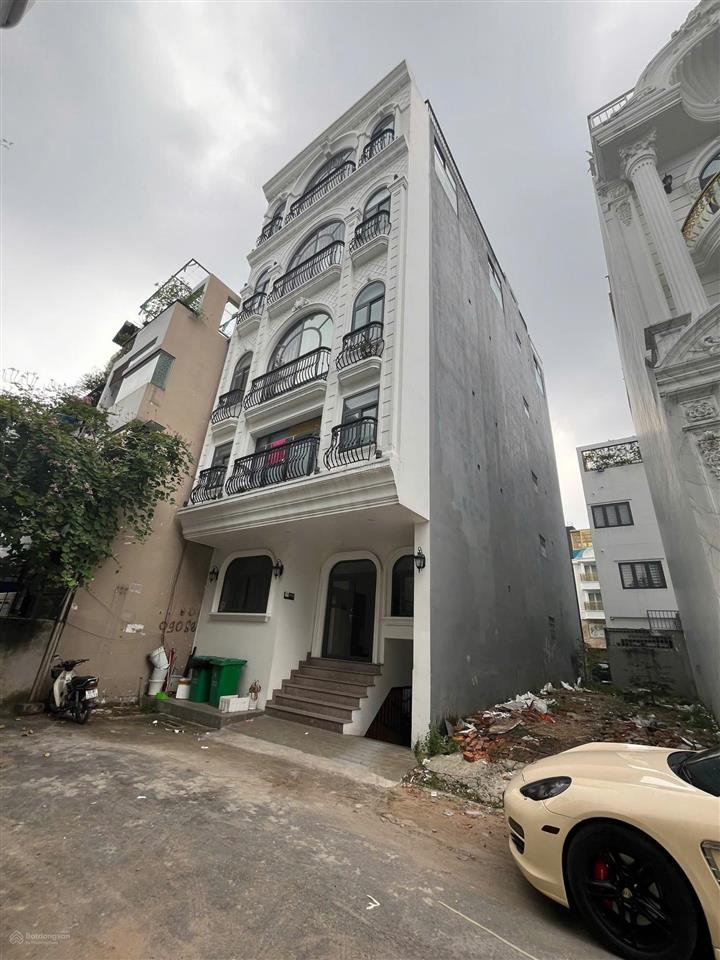 Bán nhà quận 7 căn hộ dịch vụ 29 phòng thu nhập 200tr/tháng 6 tầng chỉ 28 tỷ