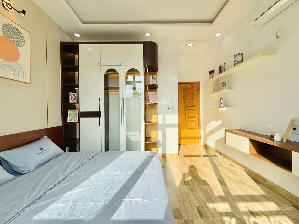 Chỉ 5.1 tỷ có ngay nhà 4 tầng ô tô đậu cửa 56m2, nguyễn thái sơn, p5 gò vấp  nhà mới hoàn công đủ