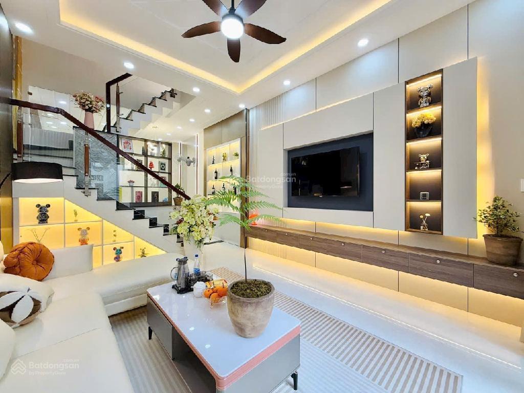 Chỉ 5.1 tỷ có ngay nhà 4 tầng ô tô đậu cửa 56m2, nguyễn thái sơn, p5 gò vấp  nhà mới hoàn công đủ