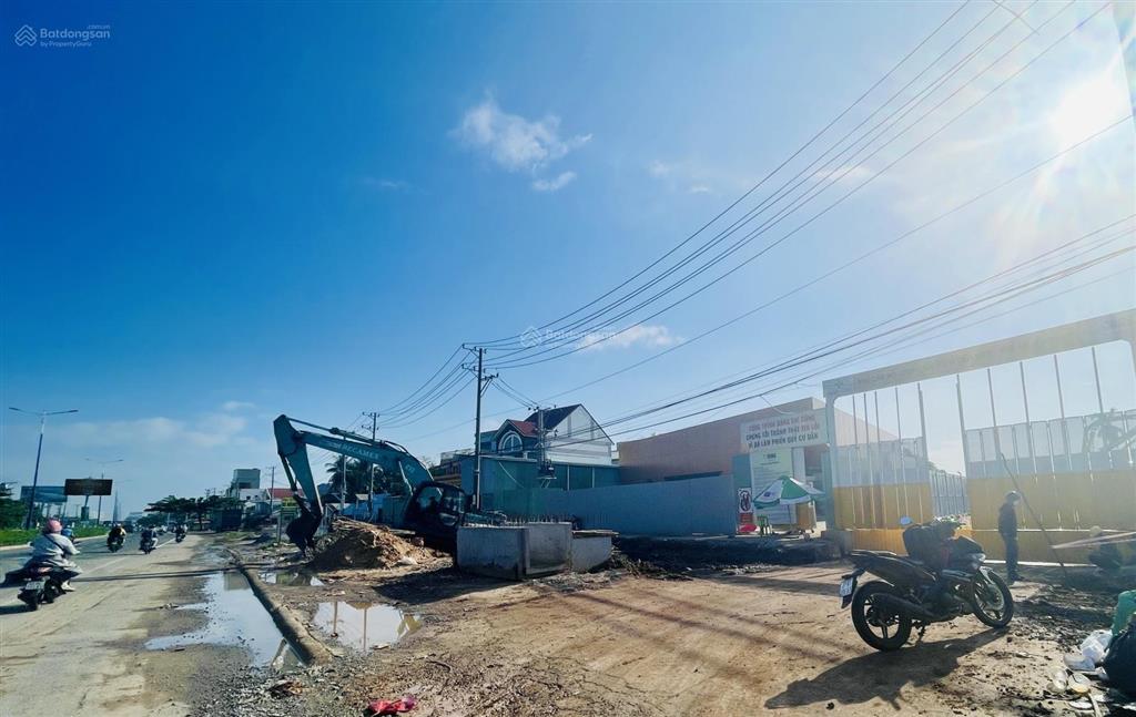 Điểm rơi hạ tầng  ngay trạm metro  bcons newsky  mặt tiền ql13  hàng trực tiếp cđt bcons