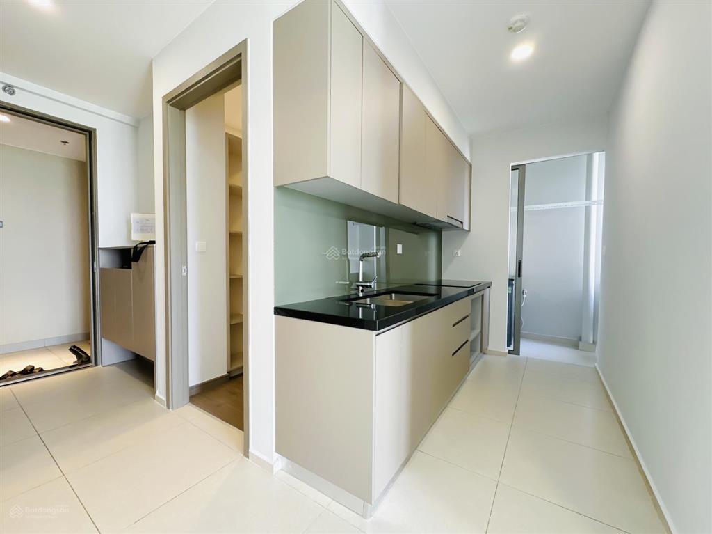 Sổ hồng bán căn 59m2 2pn 2wc tháp c + view ubnd, công viên xanh gió mát + sẵn gói nội thất westgate