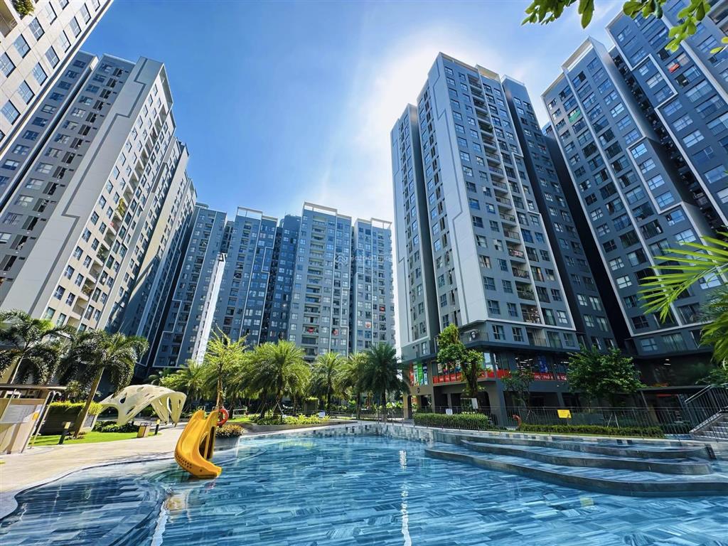 Sổ hồng bán căn 59m2 2pn 2wc  view hồ bơi tháp vip d  sẵn gói nội thất westgate   0899 996 ***