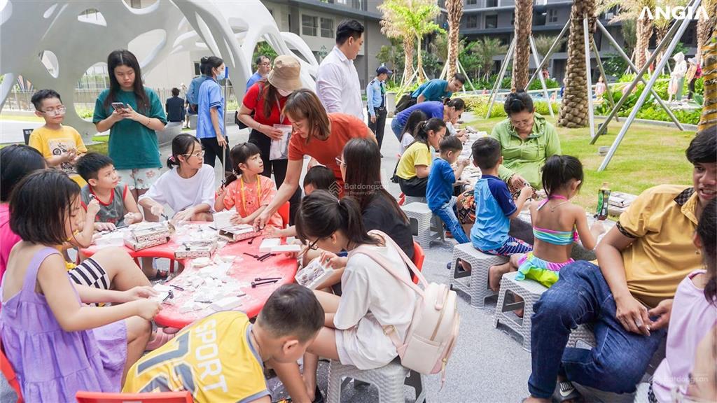 Sổ hồng bán căn 59m2 2pn 2wc  view hồ bơi tháp vip d  sẵn gói nội thất westgate   0899 996 ***