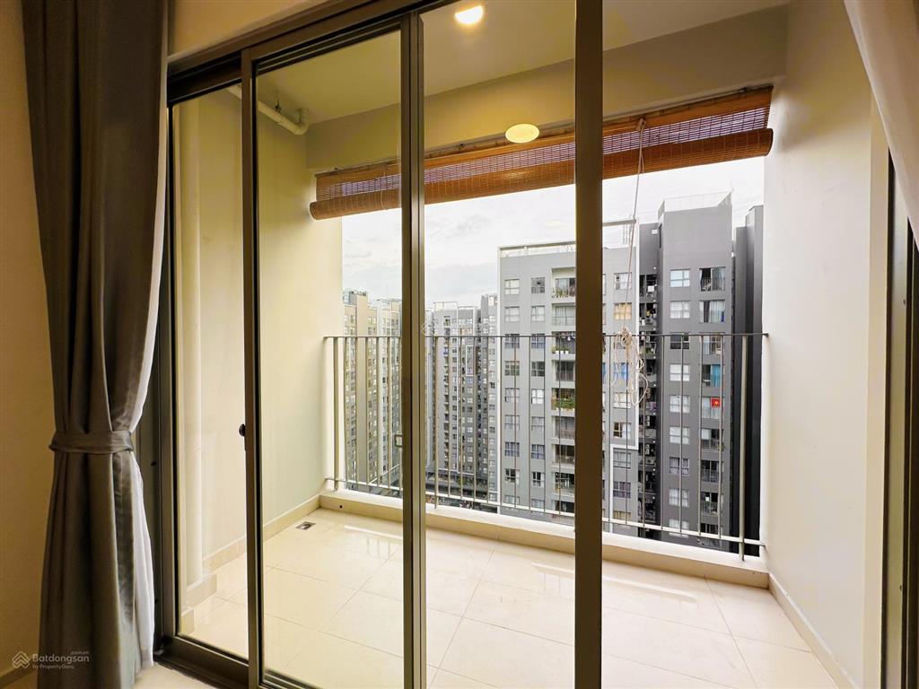 Hàng hiếm! bán căn góc 85m2 3pn 2wc + view hồ bơi mát mẻ + sẵn gói nội thất westgate.  0936 551 ***
