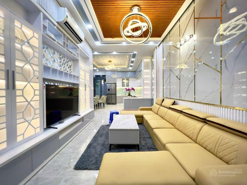 Nhà siêu hiếm sd 80m2  bùi minh trực  gần hẻm 8m  chỉ 4 tỷ