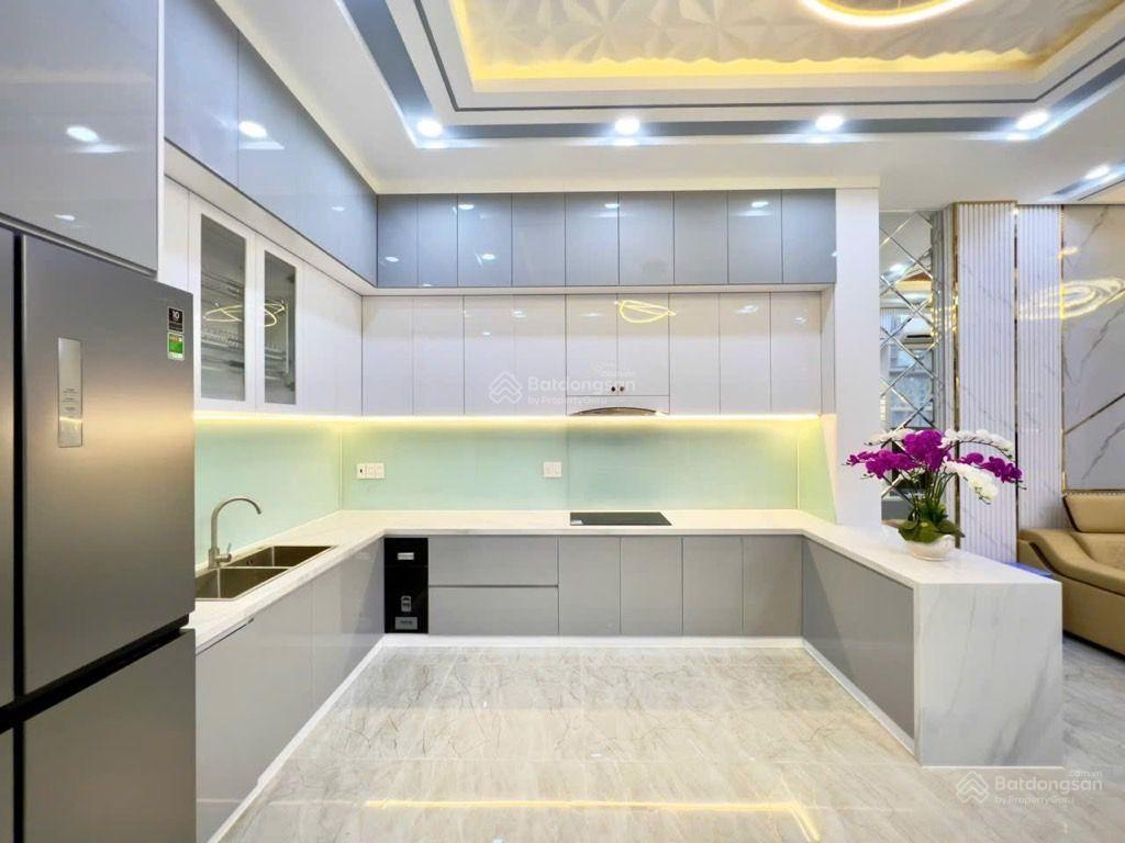 Nhà siêu hiếm sd 80m2  bùi minh trực  gần hẻm 8m  chỉ 4 tỷ