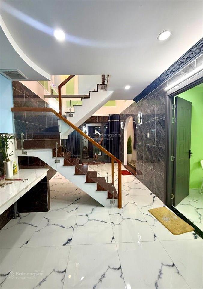 Nhà nguyễn thị tần q8  chính chủ cần bán  4.2 tỷ ( thương lượng)