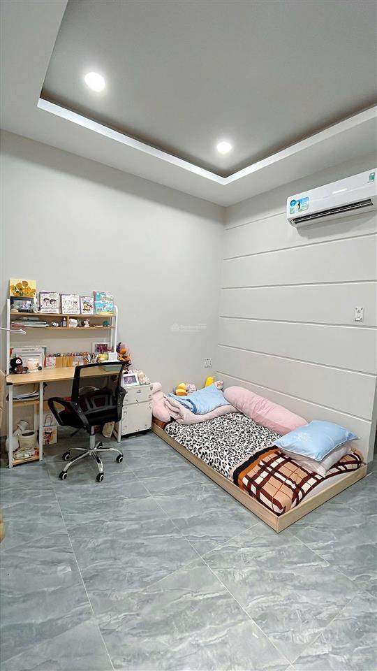 Bán nhà mặt tiền đường phong châu 211,5m2 giá 50tr/m2